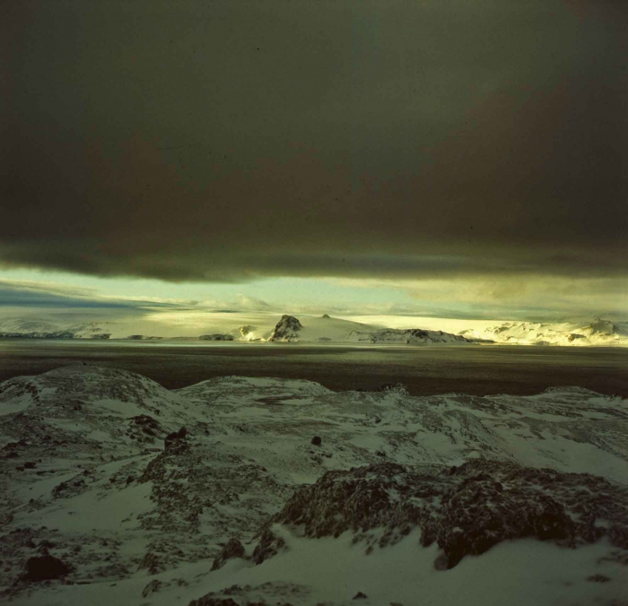 sun over the glacial dome of King George Island