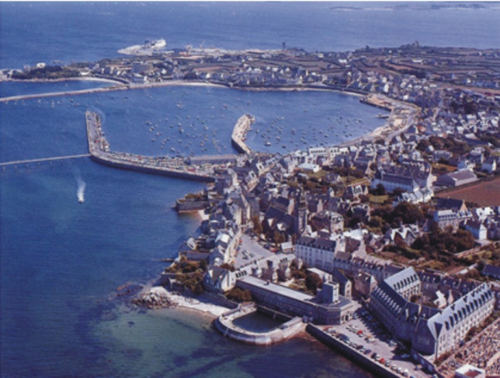 The Laboratory of Roscoff and the Bay of Morlaix.