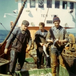 3 vissers met vangst op N.752 Ter Yde (bouwjaar 1971)
