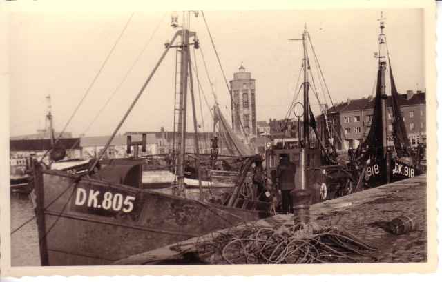 Schepen aan de Place du minque, de verdwenen vismijn van Dunkerque