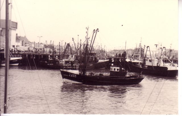 Z.233 Albatros (Bouwjaar 1943) in vissershaven Zeebrugge