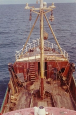 Z.405 Kamina (Bouwjaar 1955) bezocht door meeuwen