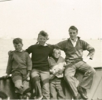 Maurice Dobbelaere met drie kinderen aan boord