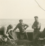 Vissers aan boord van de Z.558 Eureka (Bouwjaar 1958), author: Onbekend