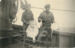 André Van Torre en Henri Steyaert met vangst op de Z.520 De Drie Gebroeders (Bouwjaar 1926)